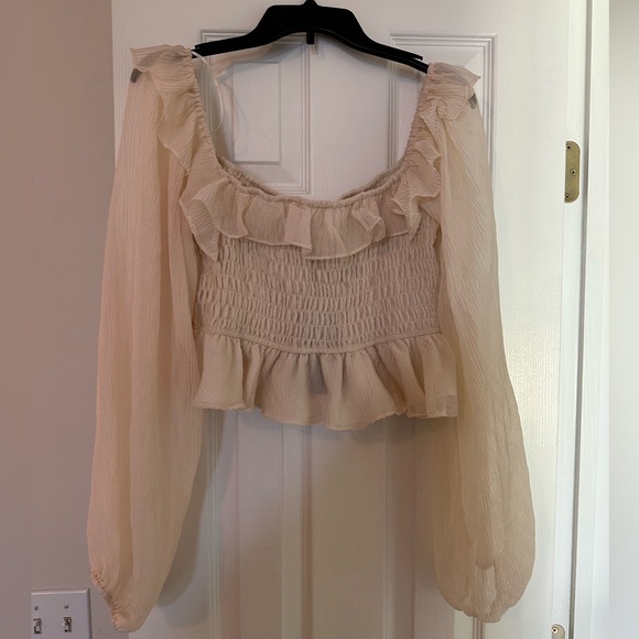NWT En Saison Cropped Smocked Top Size L - Picture 6 of 6
